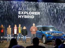 Новый Ford Explorer 2020 показался в Детройте с двумя "секретными" версиями