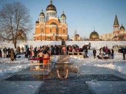 Крещение в Киеве: Нырнуть в прорубь можно будет на 11 локациях