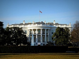 В Белом доме ухудшили оценку влияния "шатдауна" на экономику США - СМИ