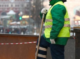 Центр Москвы закупил уличные ограждения на 15 миллионов рублей у подозрительных компаний