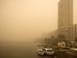 Египет накрыла песчаная буря (фото)