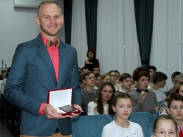 Запорожский учитель получил орден и стал лучшим педагогом Украины (ФОТО)