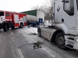 В Днепропетровской области в снежную ловушку попал житель Турции (ФОТО, ВИДЕО)