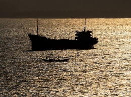 Пираты потребовали выкуп за захваченных у берегов Африки российских моряков