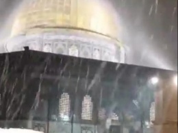 Время знамений и Нибиру прошло: За три дня до кровавого Крещения Иерусалим накрыл снежный шторм