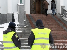 На выходные в Харьков стянут тысячу силовиков