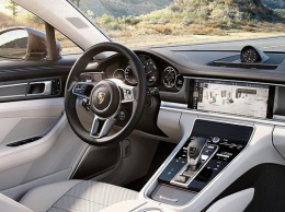 У Porsche Panamera может «пропадать» усилитель руля