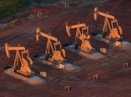 Цены на нефть поднялись выше $62 за баррель