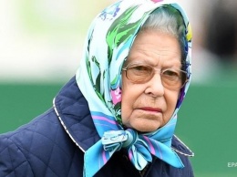 Королева Великобритании нарушила ПДД за рулем Range Rover