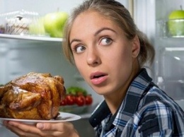 Двухминутное вдыхание запаха жирной пищи избавит от тяги к вредной еде