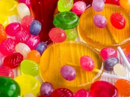 Вафли, печенье и конфеты - запорожцам советуют отказаться от привычных сладостей