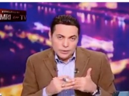 В Египте приговорили к году заключения телеведущего, который взял интервью у гея