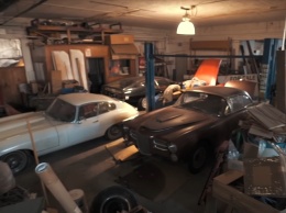 Редчайшие спорткары 60-х обнаружили в старом автосалоне