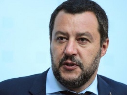 Итальянский вице-премьер назвал Макрона "ужасным президентом"