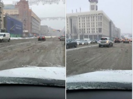 В Киеве из-за непогоды проблемы на дорогах. Депутаты жалуются на заснеженный Крещатик и заметенную Борщаговку