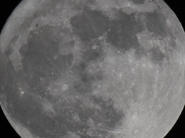 На Луне обнаружили древнейший камень Земли