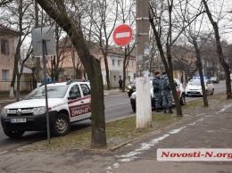 В Николаеве по тревоге подняли полицейский спецназ: сообщили о вооруженном нападении на офис