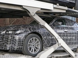 Первые фото нового электрокара BMW i4 в камуфляже