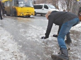 При падениях ежегодно травмируются почти 100 тысяч украинцев - МОЗ