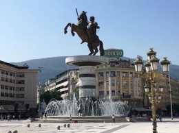 Переименованная Македония берет курс на север