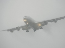 Самолеты уходят на запасные аэродромы: Симферополь сковал туман