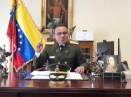 Кругом измена: Венесуэла обвинила в госизмене своего военного атташе в США