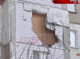Жительница Донецка четыре года не может добиться восстановления стены, разрушенной обстрелом