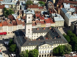 Во Львове продолжат реставрацию окон и балконов в историческом центре