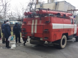 Авария на коллекторе в Бердянске: не работают школы и детские сады, воду подвозят спасатели и военные