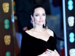 Анджелина Джоли шокировала поклонников болезненной худобой