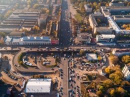 В Киеве на Шулявском путепроводе начался аварийный ремонт асфальтобетонного покрытия