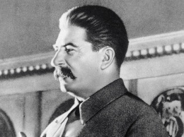 Ясновидящая внучка Сталина предсказала, с чего начнется Третья мировая