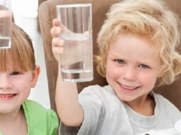 В какие школы и садики Днепра горсовет закупит фильтры для воды