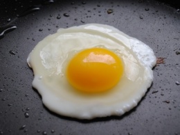 Употребление куриных яиц помогает нормализовать давление