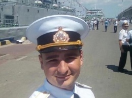 Без душа и с антенной из кипятильника: украинский моряк рассказал, как выживает в плену России