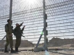 Израиль начинает строительство "умной стены" на границе с сектором Газа
