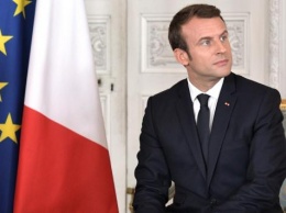 «Макрон лжет»: Президент тонущей в кризисе Франции обвиняет Россию