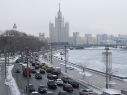 Москву накрыла волна сообщений о бомбах: тысячи людей срочно эвакуируют