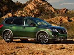 Внедорожник Nissan Pathfinder получил новую версию - Rock Creek Edition