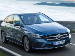 Mercedes назвал российские цены на новый B-Class