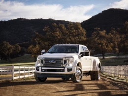 Компания Ford представила обновленный тяжелый пикап F-Series Super Duty