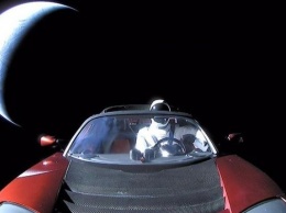 Ученые рассказали о судьбе автомобиля Tesla, запущенного в космос