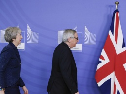 ЕС готов изменить политическую декларацию о Брекзите, но не договор