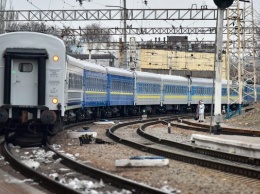 Поезд Киев-Рига могут продлить до Таллинна уже летом
