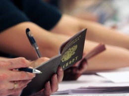 Bellingcat: бойцы "ЧВК Вагнера" получают паспорта с сотрудниками ГРУ