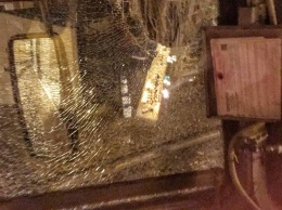 В Краснодаре в трамвай кинули камень и травмировали водителя
