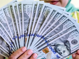 Доллар берет реванш: что происходит с курсом валют
