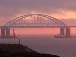 Экстрасенс спрогнозировал, когда и из-за чего рухнет Крымский мост
