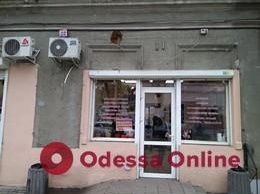 Больше 80 рекламных вывесок демонтировали в Одессе (ФОТО)