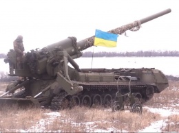 Колонна украинской техники и солдат выдвигается в сторону Крыма: "в РФ истерика"